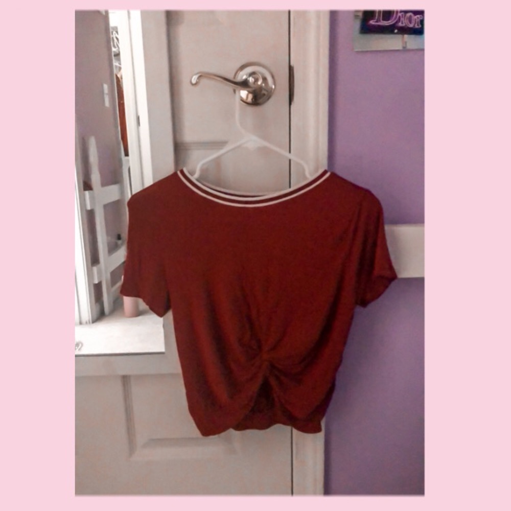 cropped tie tee